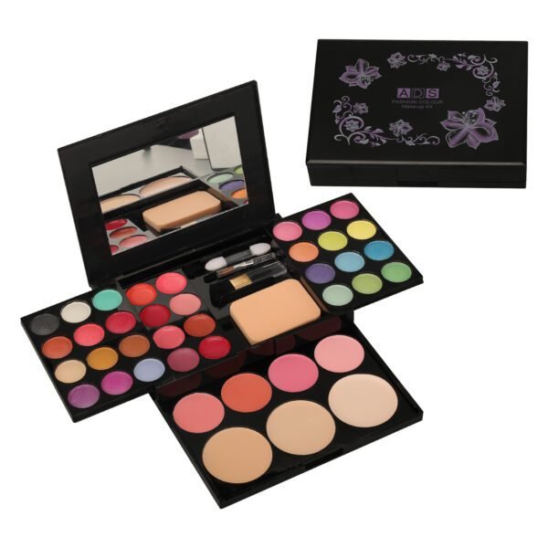 All-in-One Makeup Gift Set – Eyeshadow, Blush, Bronzer & Concealer