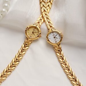 Retro Minority Round Gold Bracelet Watch – Elegant Small Gold Watch for Women Who Love Vintage Charm