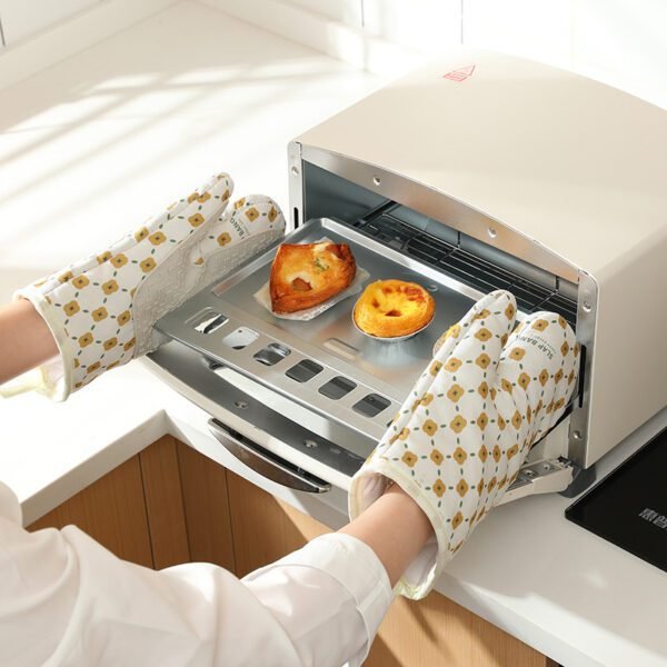 Heat-Resistant Cotton Oven Mitts – Anti-Scalding Gloves - Image 9