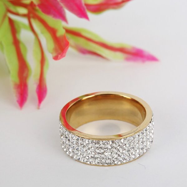 Stylish Diamond Rings Sparkle with Fashion - Image 3