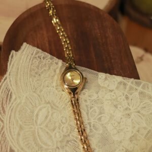 Ancient Horse Eye Copper Strip Watch – Vintage Charm with Timeless Craftsmanship