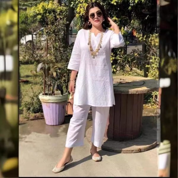 Stylish Solid Color Pullover Two-Piece Suit – Ethnic Elegance & Modern Comfort - Image 7