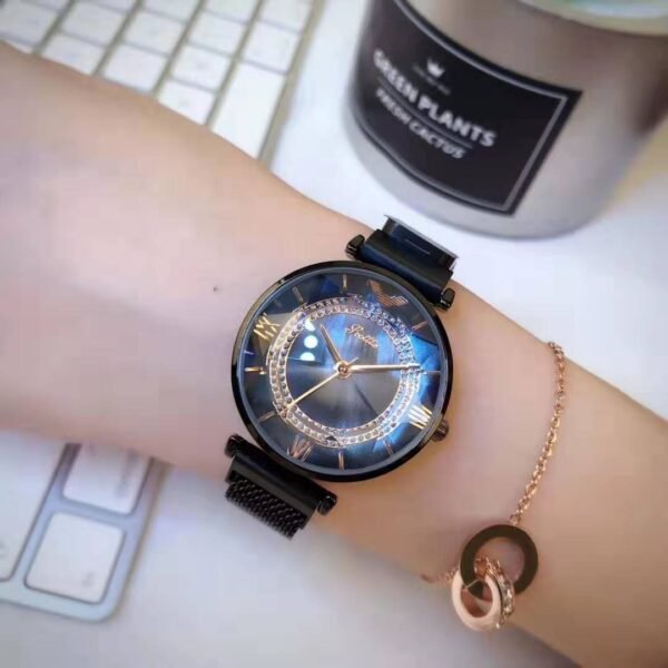 Women's Waterproof Magnetic Mesh Strap Watch - Image 7