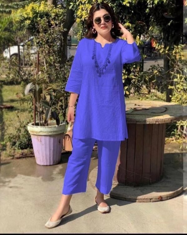 Stylish Solid Color Pullover Two-Piece Suit – Ethnic Elegance & Modern Comfort - Image 10