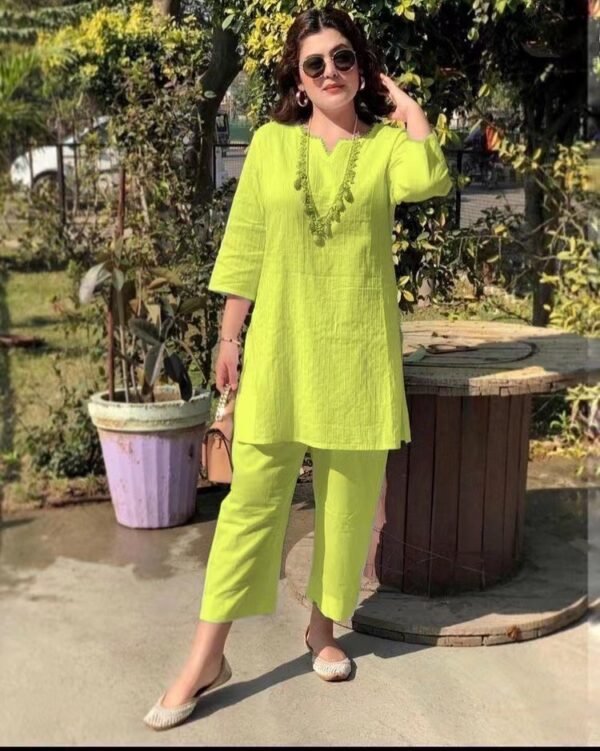 Stylish Solid Color Pullover Two-Piece Suit – Ethnic Elegance & Modern Comfort - Image 5