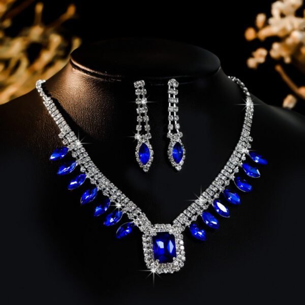 Elegant Banquet Attire: Stylish Dress & Suit with Necklace - Image 4