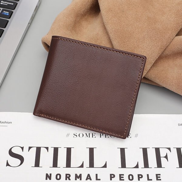 Men’s Retro Leather Wallet – Classic & Timeless Design