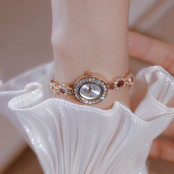 Mid-Ancient Fashion Oval Colored Gems Rainbow Light Luxury Watch – Timeless Elegance Meets Vibrant Luxury - Image 6