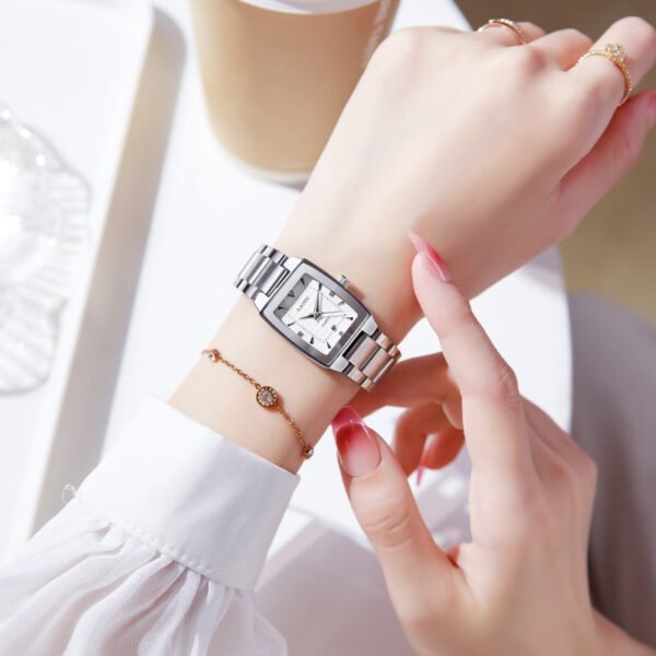 Special Interest Light Luxury Vintage Wine Bucket Waterproof Women’s Watch – Timeless Elegance Meets Modern Durability - Image 5