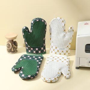 Heat-Resistant Cotton Oven Mitts – Anti-Scalding Gloves